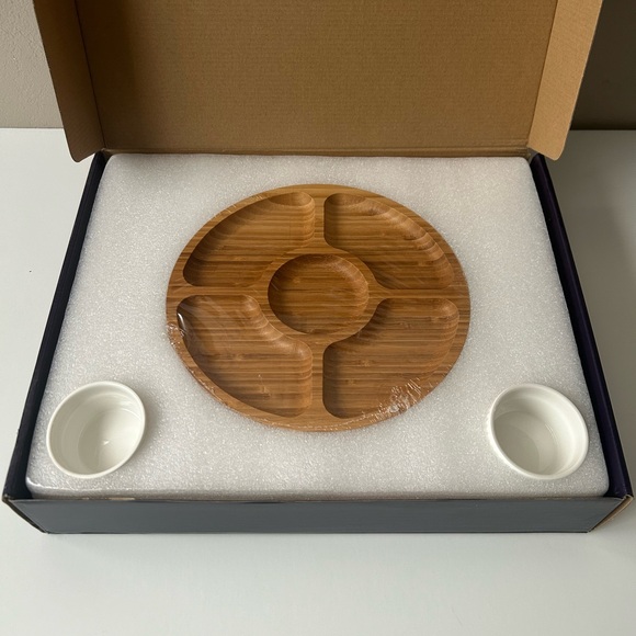 Cheeseboard with Knife Set - Picture 3 of 9